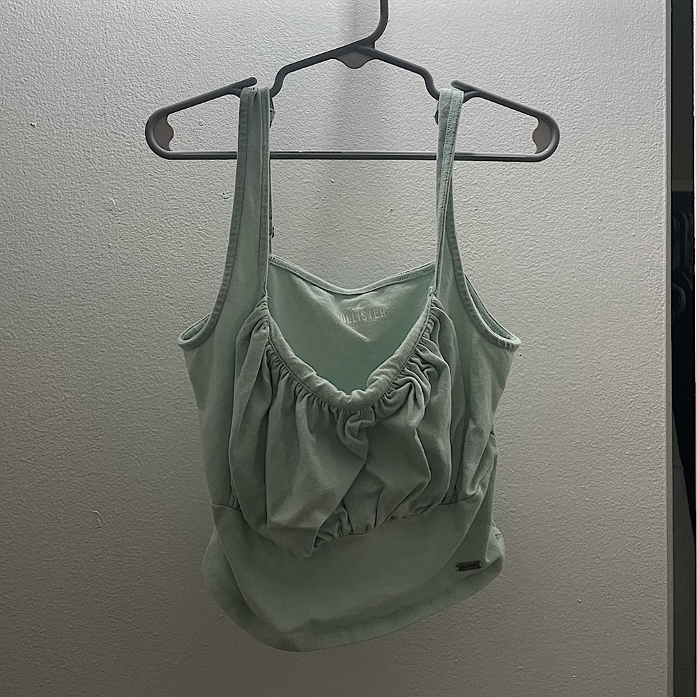 Hollister mint cropped tank top in M
